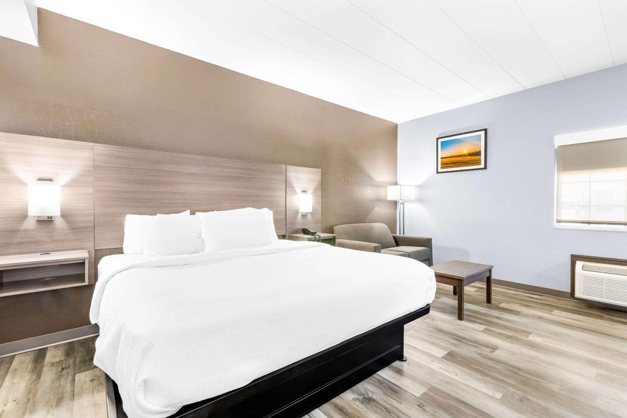 Quality Inn Lawrenceburg Exteriör bild