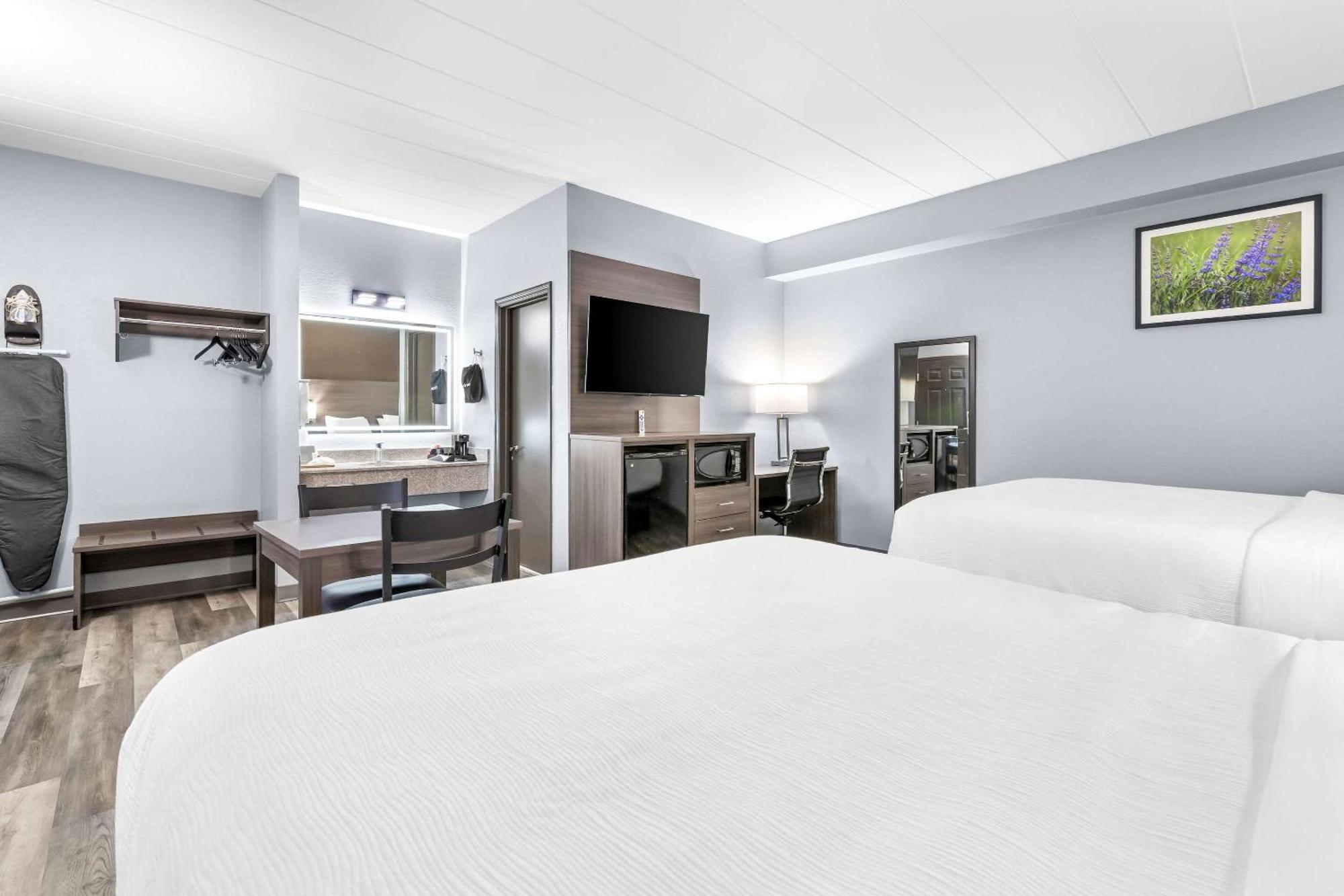 Quality Inn Lawrenceburg Exteriör bild