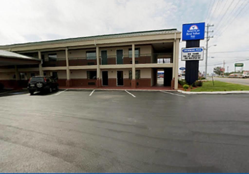 Quality Inn Lawrenceburg Exteriör bild